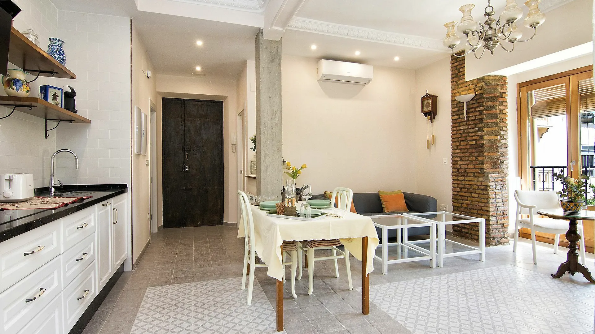 Apartment Bright & Elegant City Centre 3 Bedroom Apart Granada